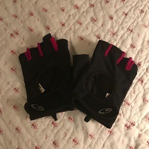 Workout Gloves by Champion Size Medium